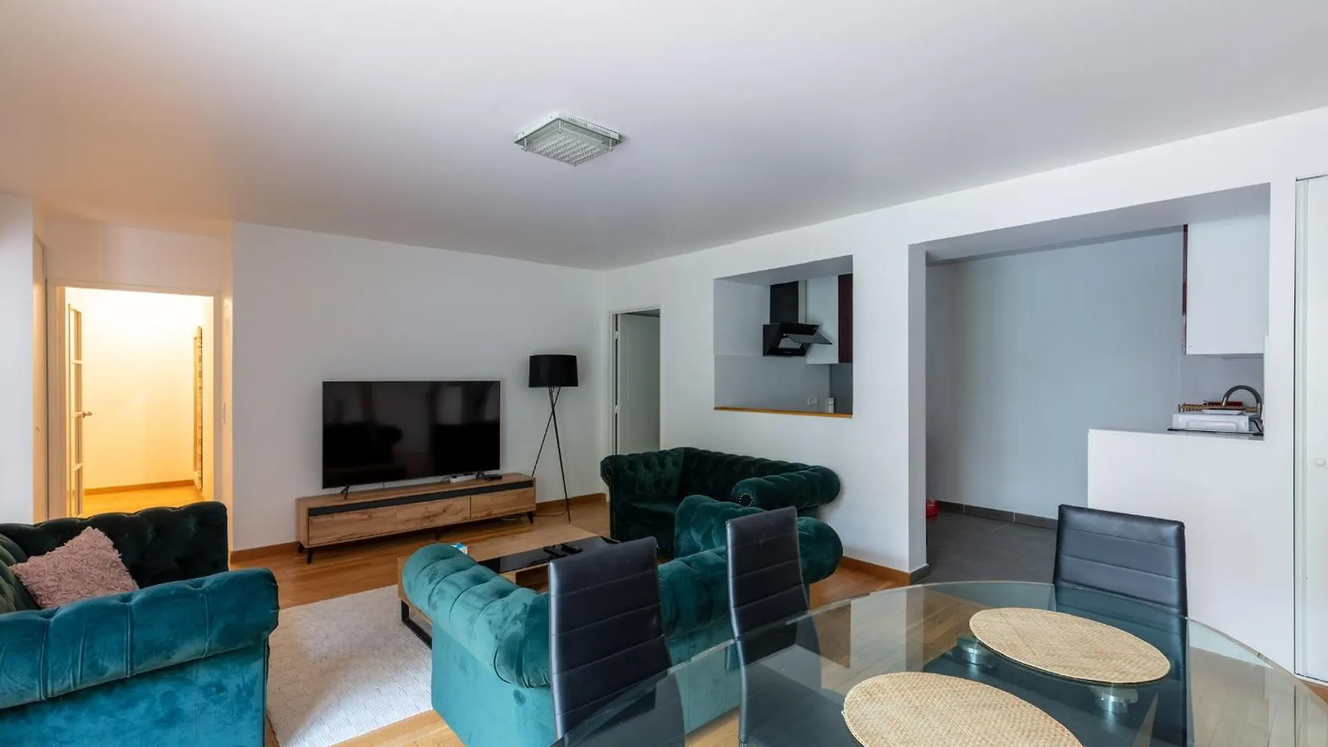 Spacious Apartment - Trocadero Parijs