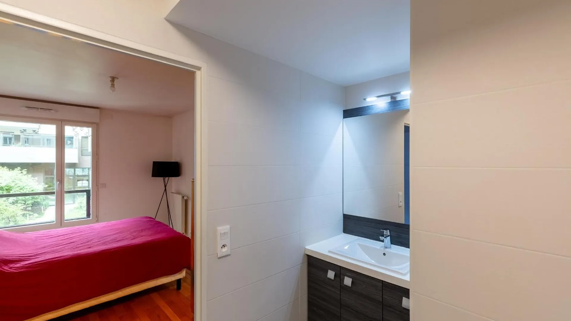 Spacious Apartment - Trocadero Parijs